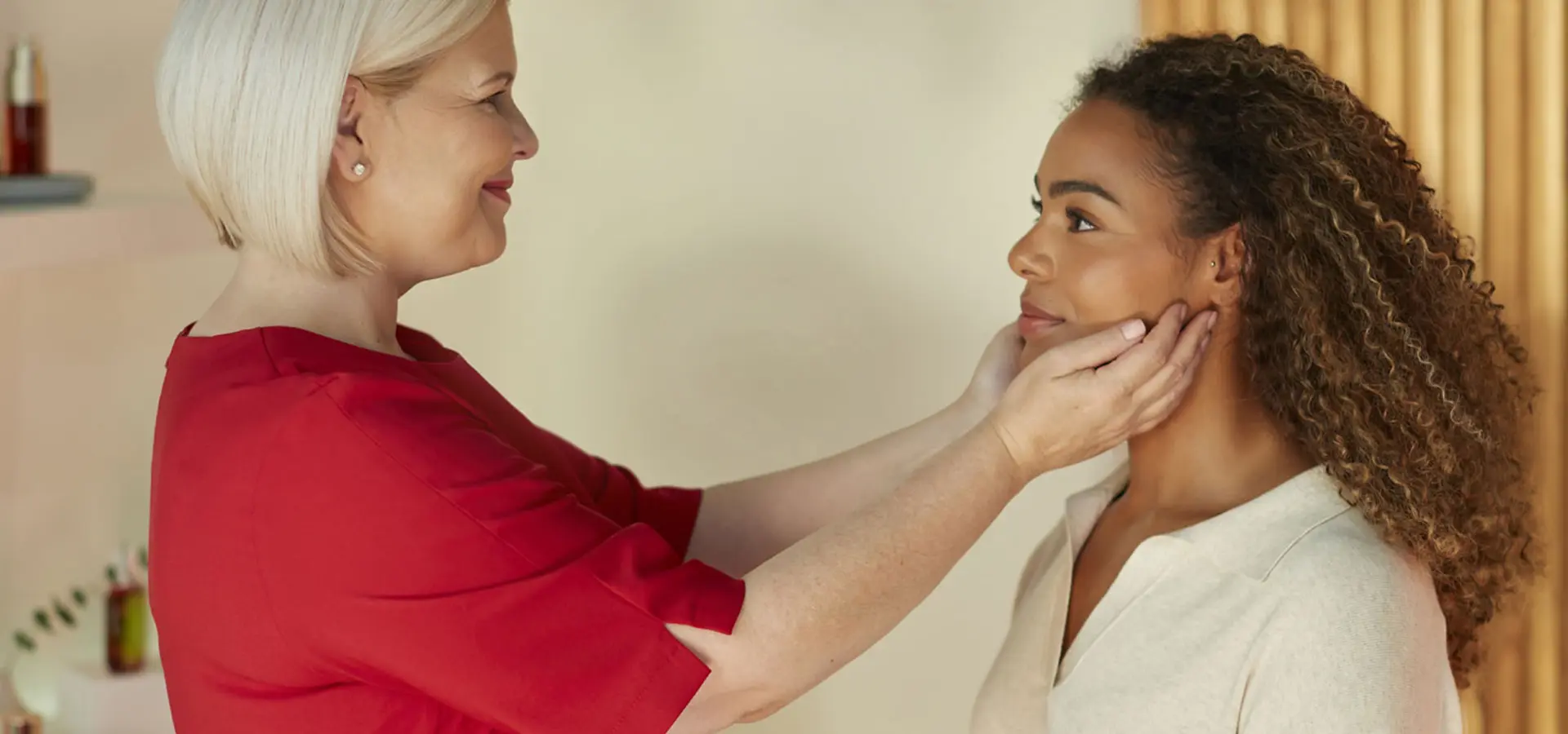Launching the Clarins Express Skin Service